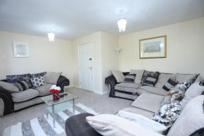 Отель Lovely 4 Bed House London  Лондон